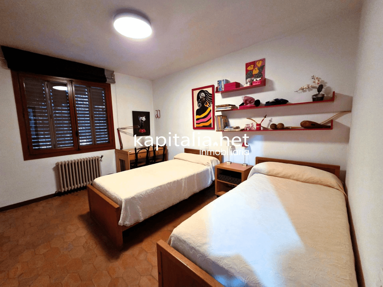 We present this magnificent villa located 2 km from the town of Ontinyent