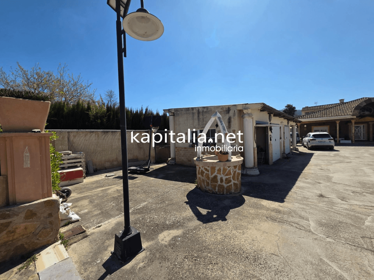 Villa for Sale in Ontinyent