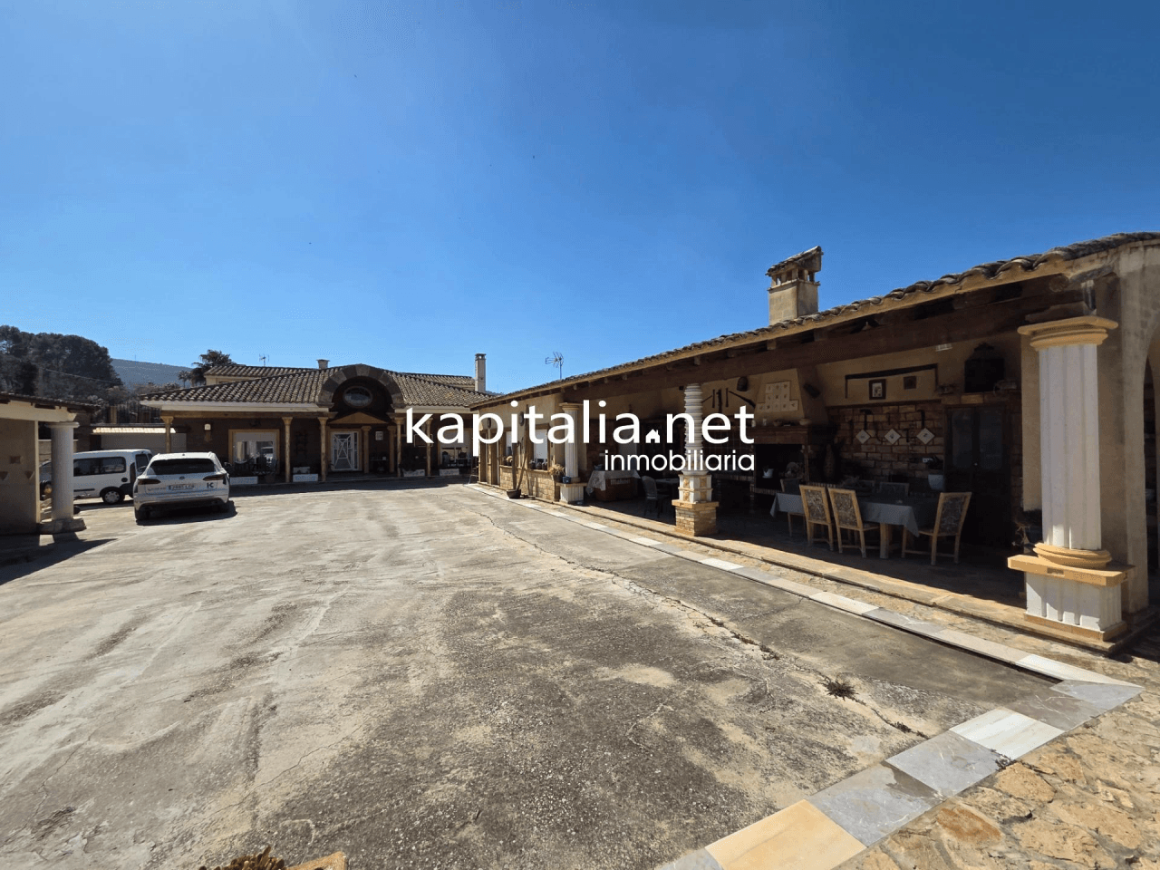 Villa for Sale in Ontinyent