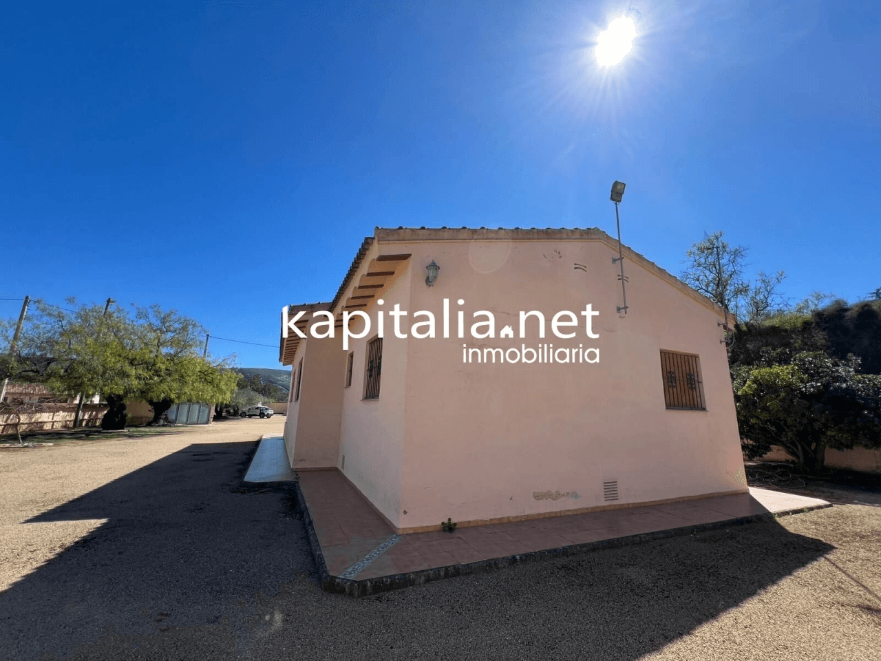 Villa for Sale in Ontinyent