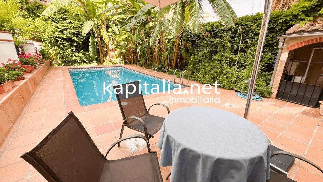 RURAL HOUSE FOR SALE IN THE CENTRE OF XATIVA