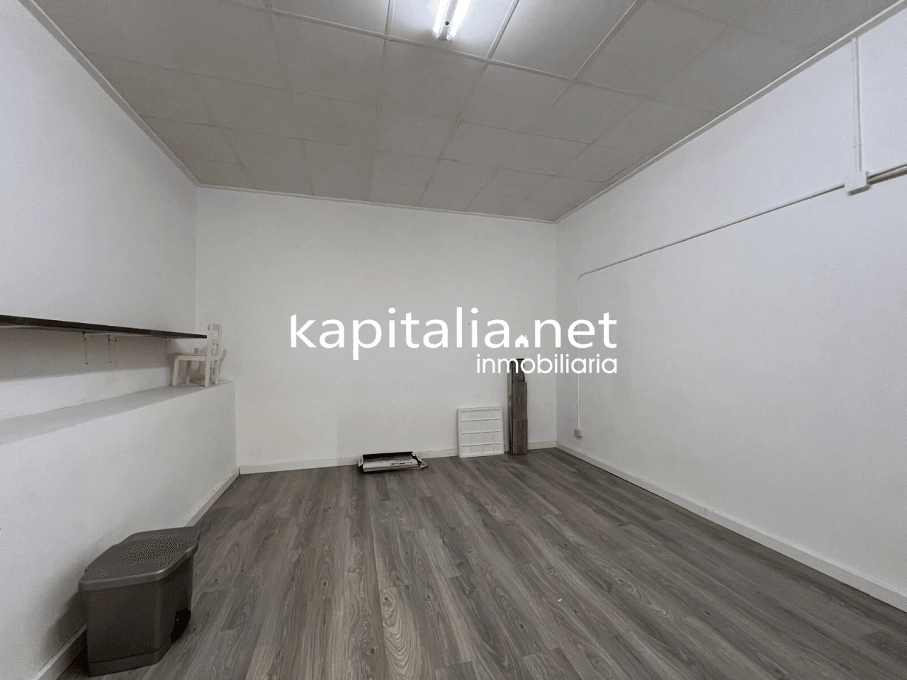 Local comercial en venta y alquiler en Ontinyent.