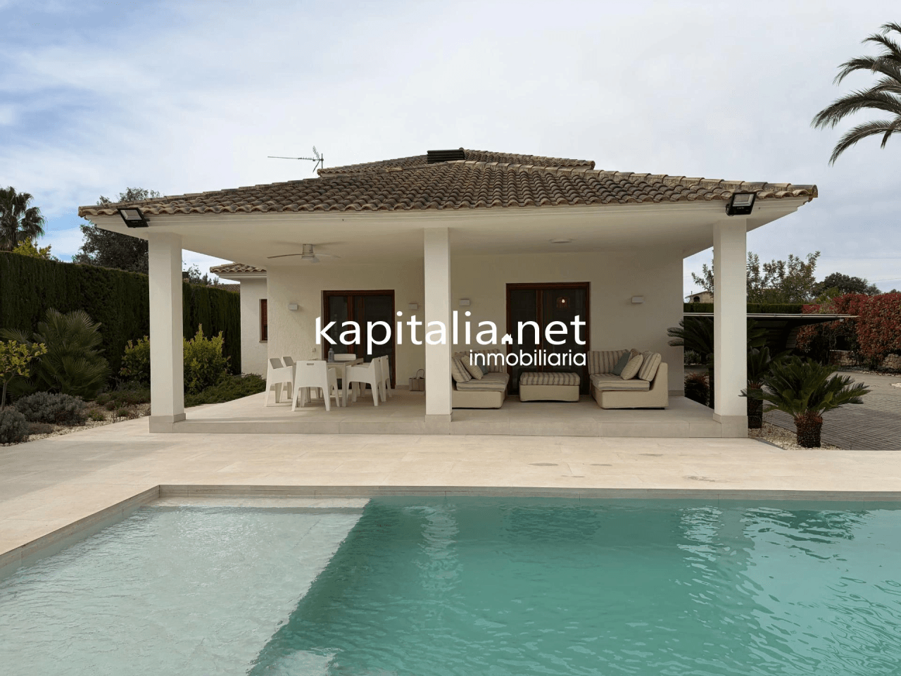 Villa for Sale in Ontinyent