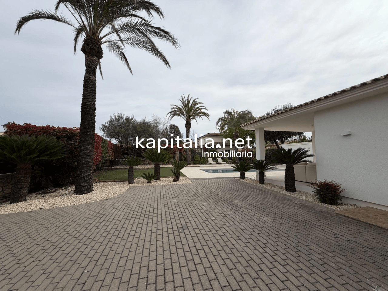 Villa for Sale in Ontinyent