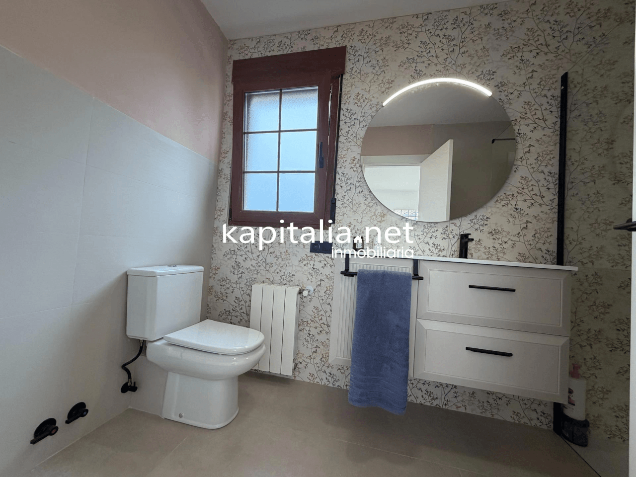 Villa for Sale in Ontinyent