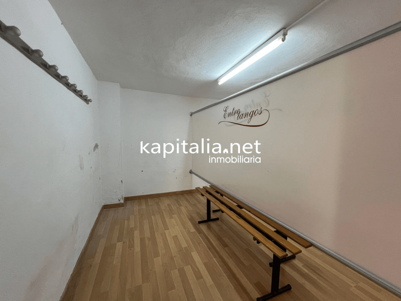 Local venta y alquiler en Ontinyent , zona San Rafael .