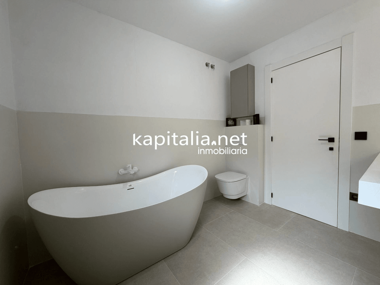 Villa for Sale in Ontinyent