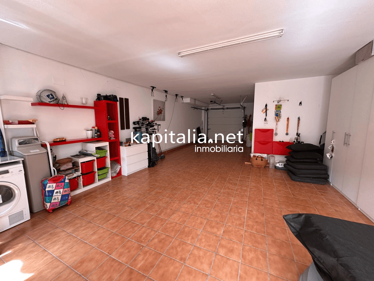 ADOSADO A LA VENTA EN BOCAIRENT