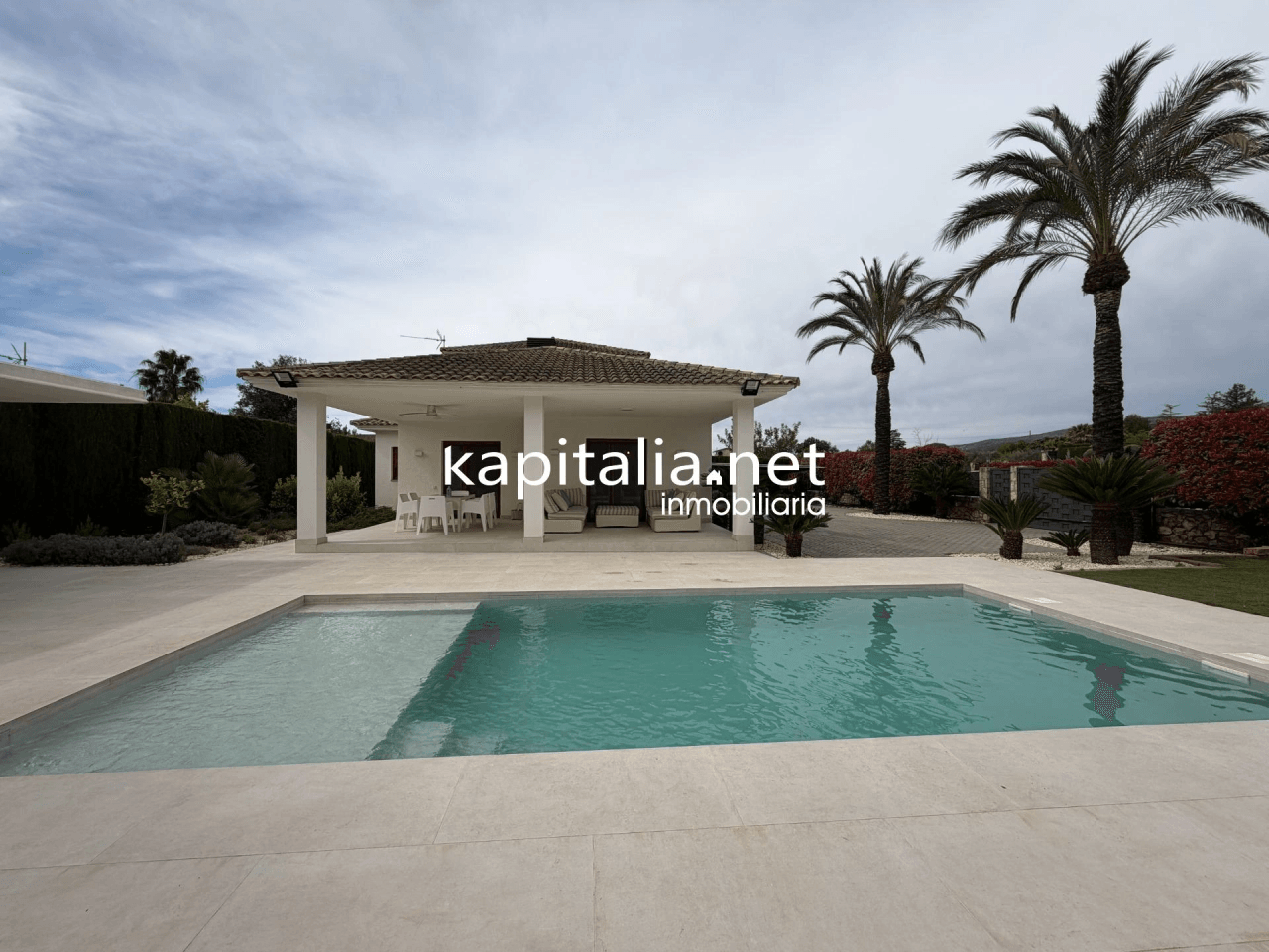 Villa for Sale in Ontinyent