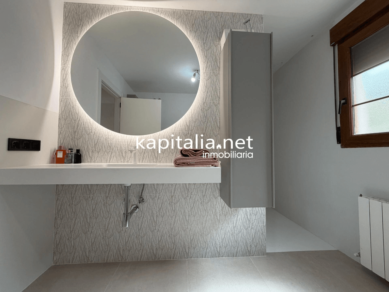 Villa for Sale in Ontinyent
