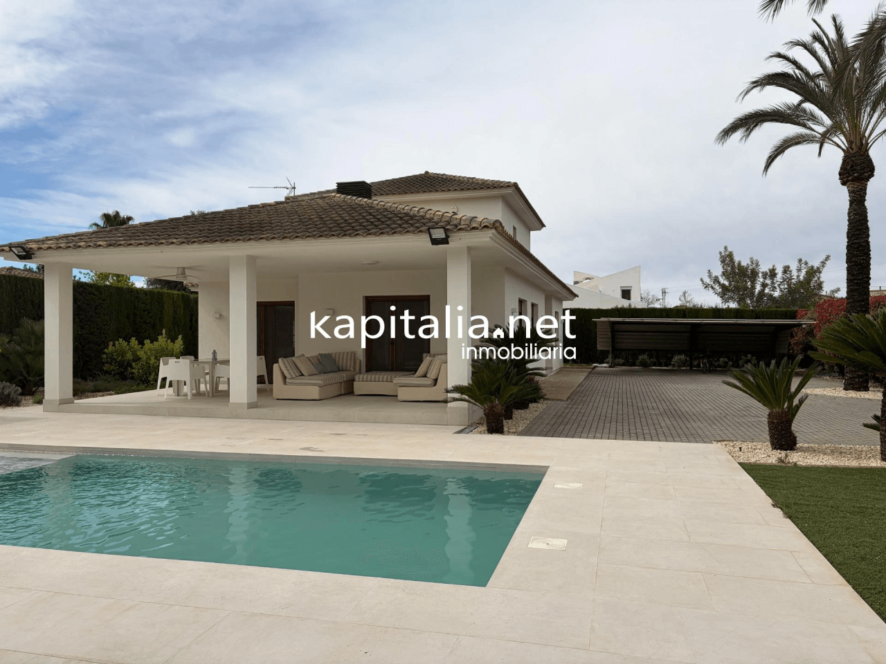 Villa for Sale in Ontinyent