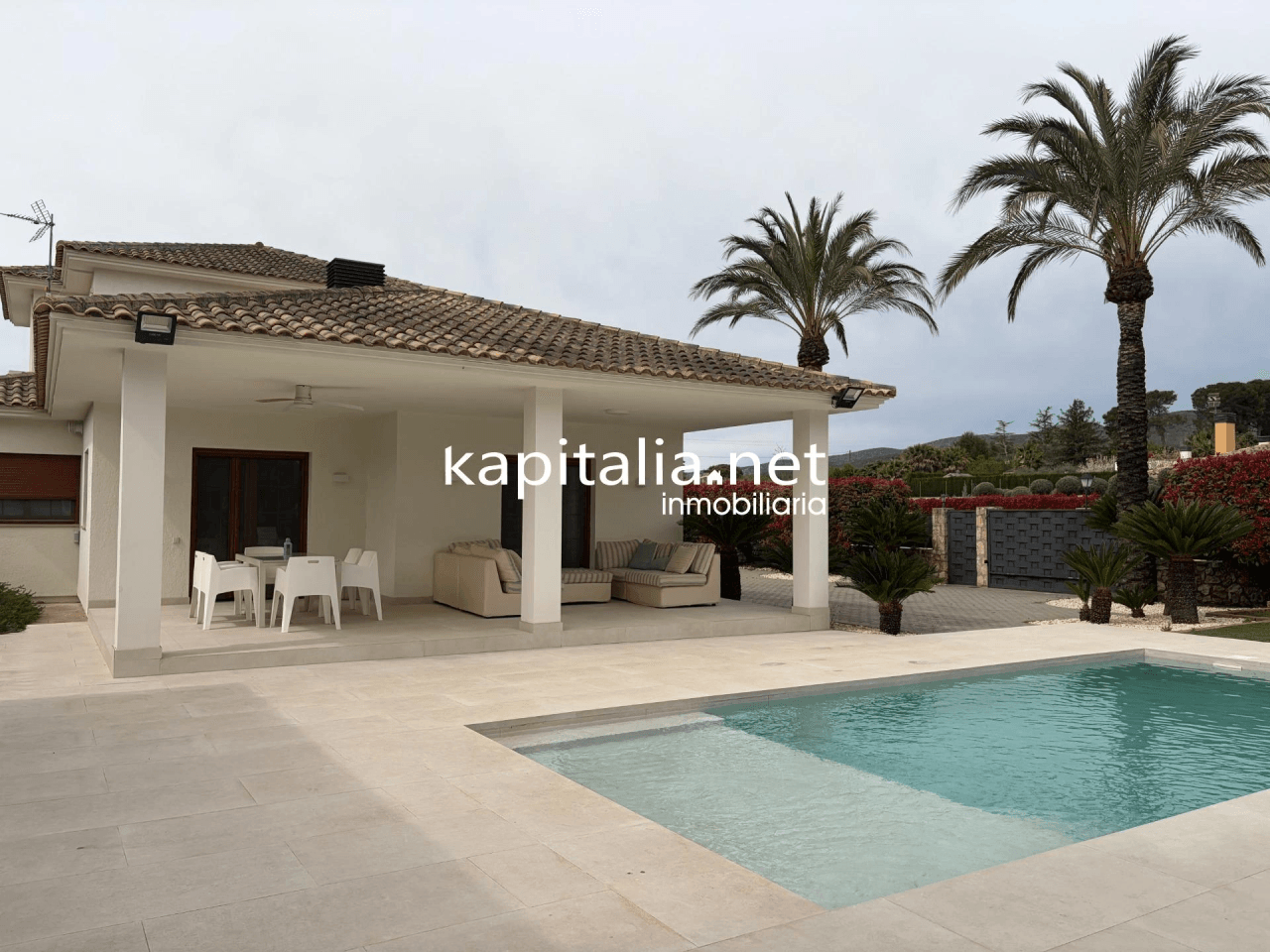 Villa for Sale in Ontinyent