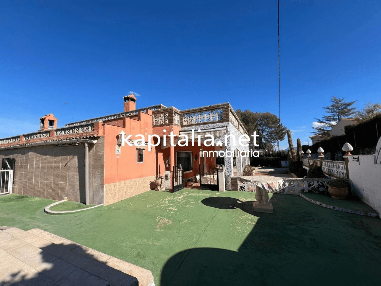 Villa for Sale in Ontinyent