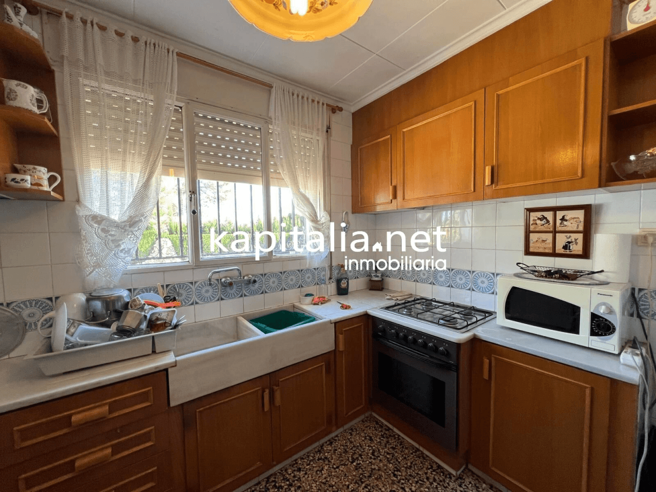 Villa for Sale in Ontinyent