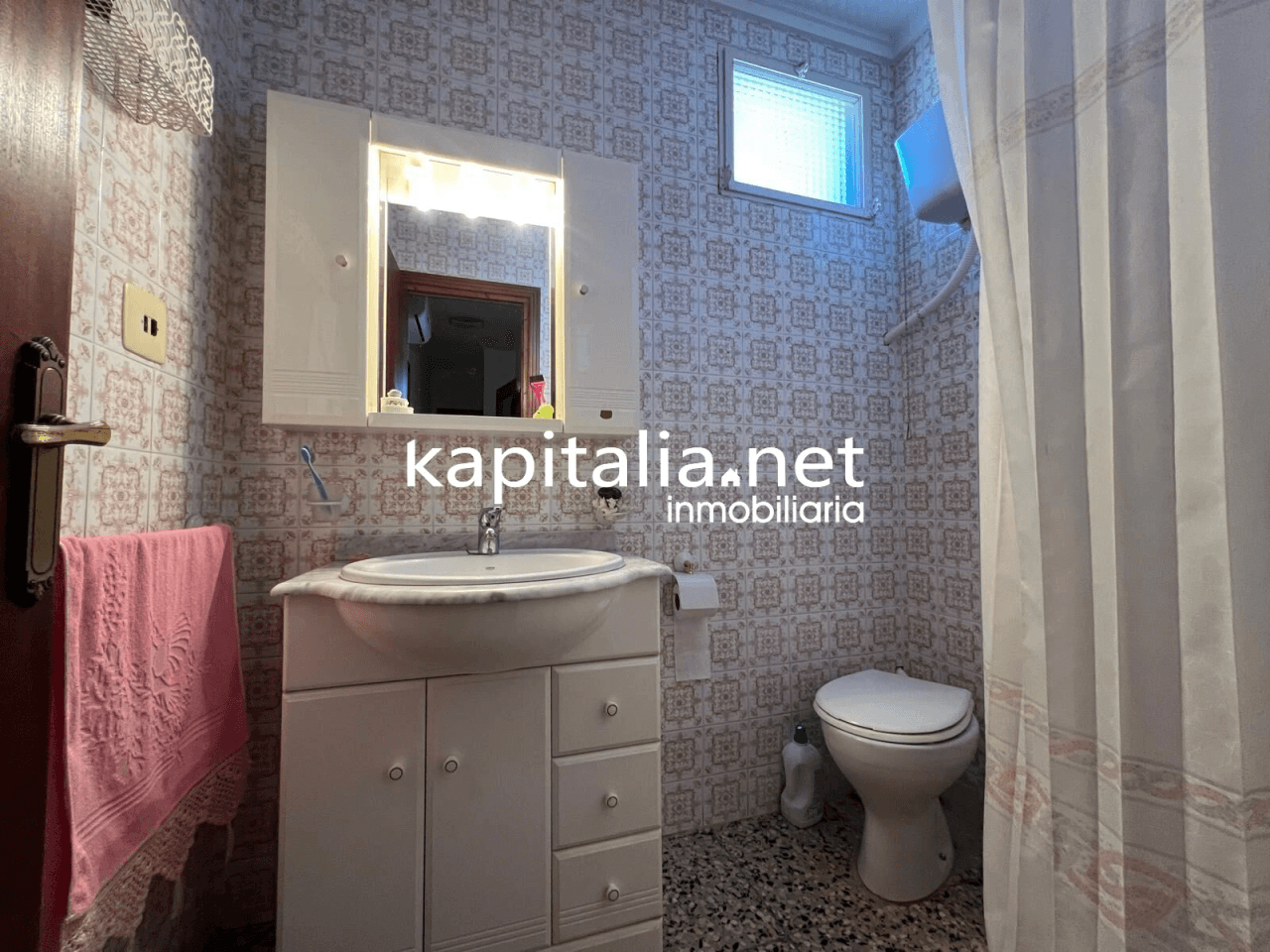 Villa for Sale in Ontinyent