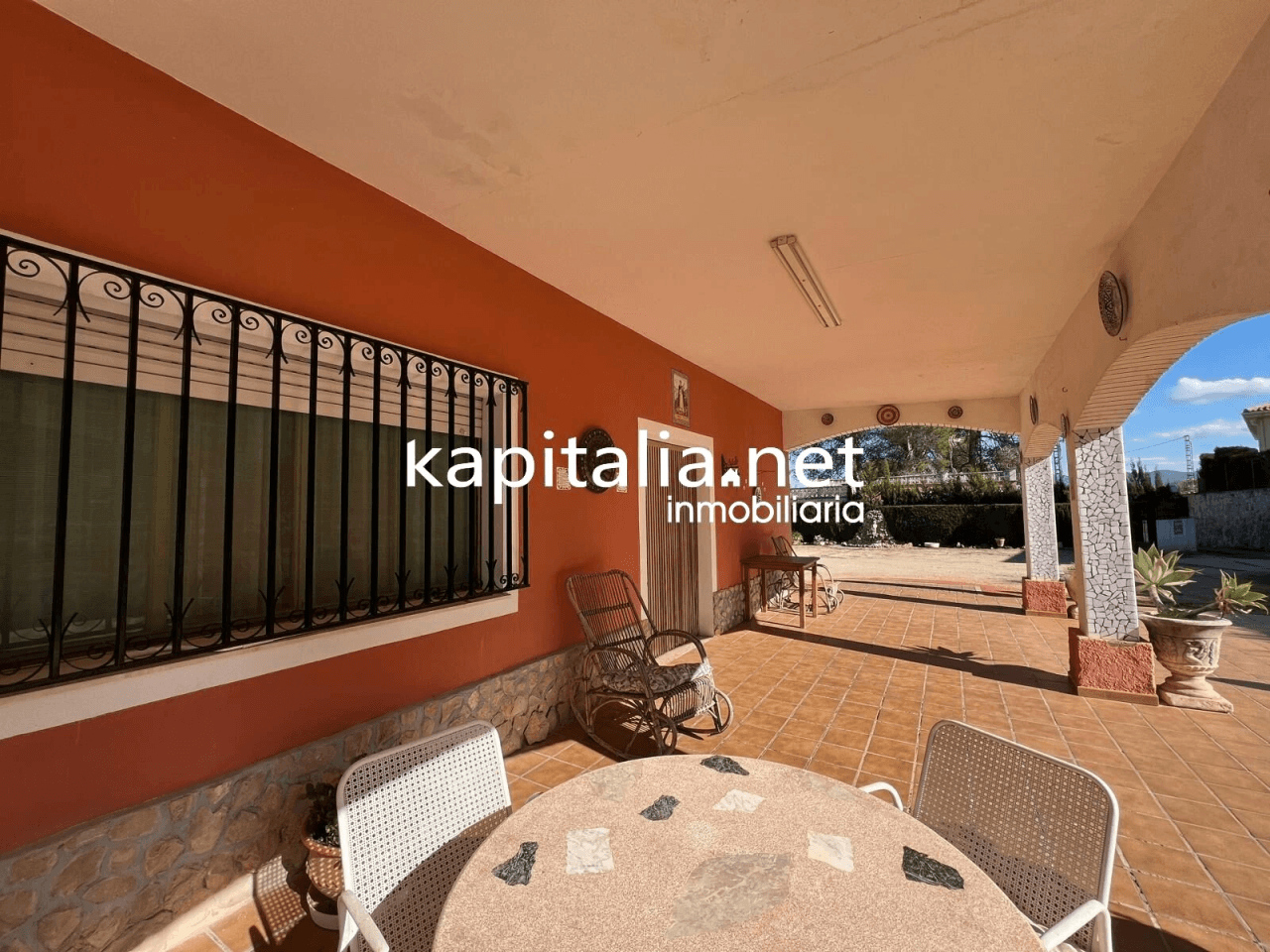 Villa for Sale in Ontinyent