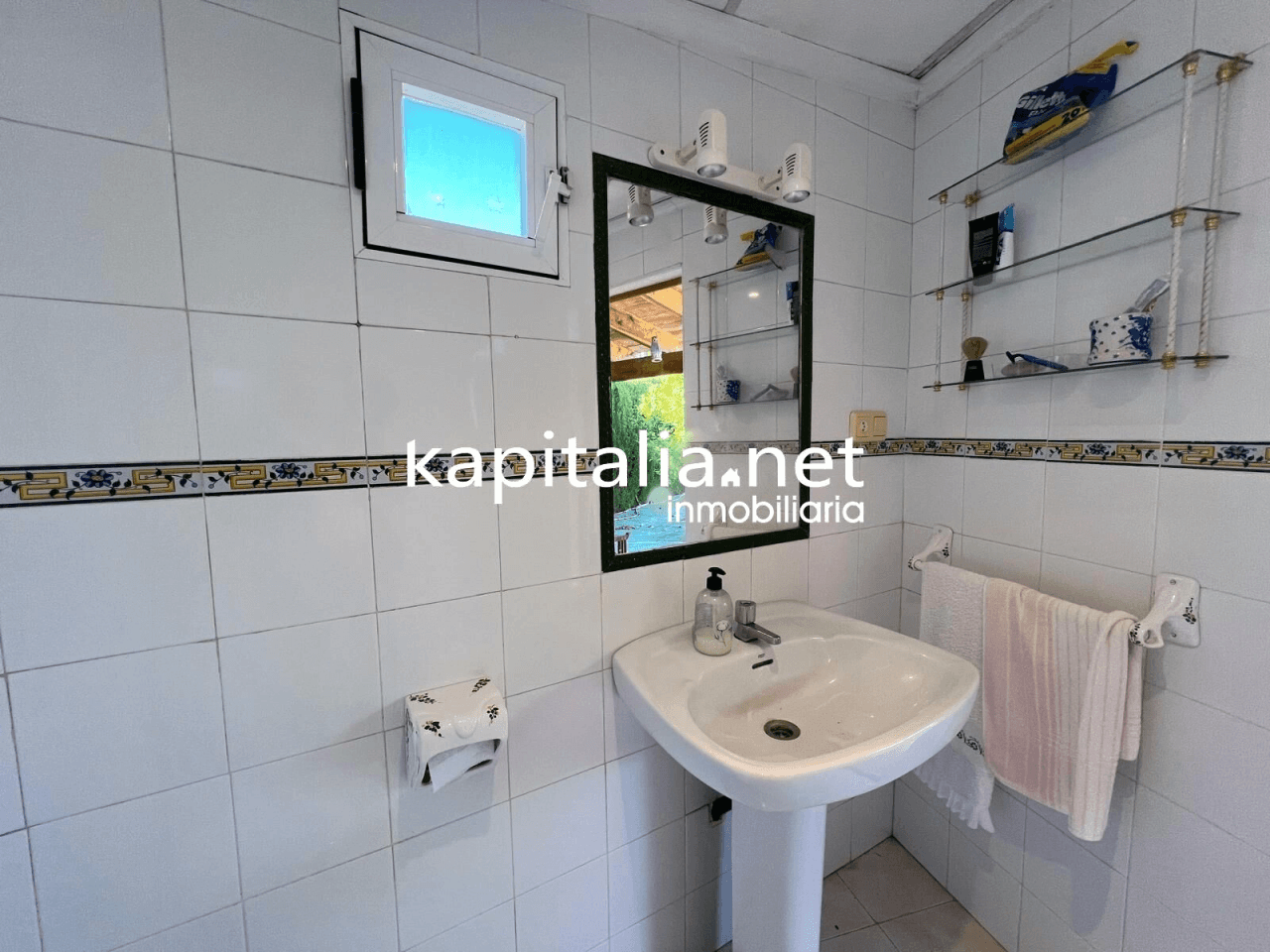 Villa for Sale in Ontinyent
