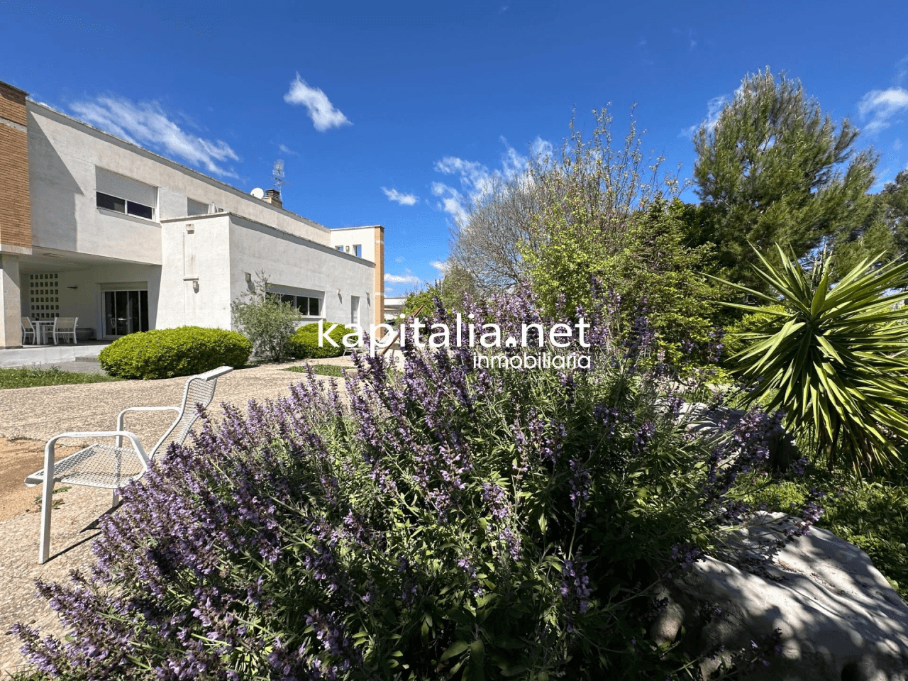 Villa for Sale in Ontinyent
