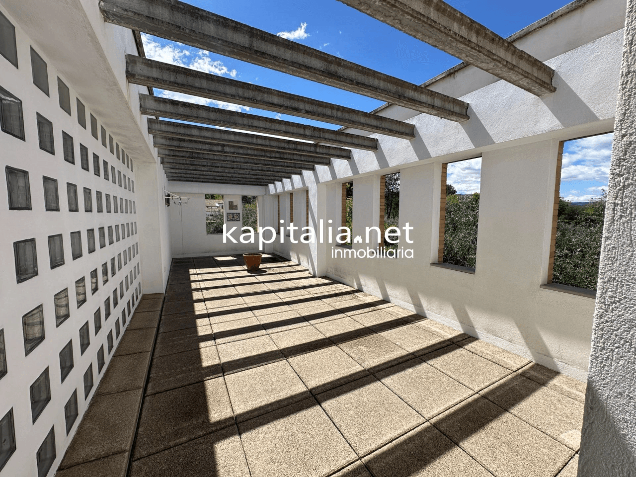 Villa for Sale in Ontinyent