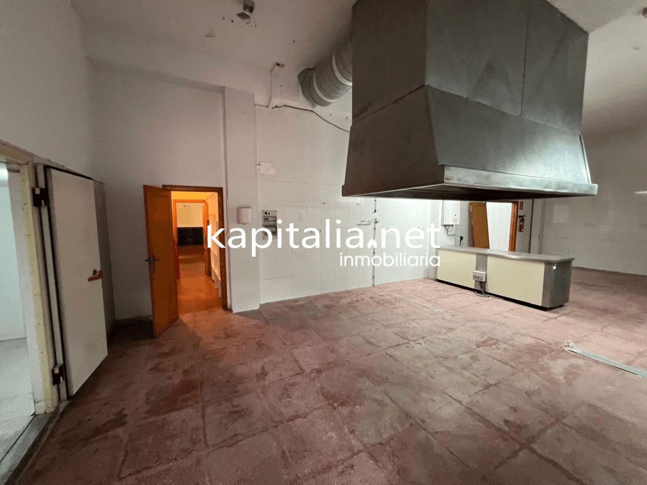 SALON DE EVENTOS EN ALQUILER O VENTA EN GENOVES A 5 MINUTOS DE XATIVA