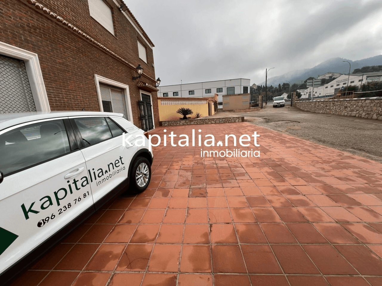 SALON DE EVENTOS EN ALQUILER O VENTA EN GENOVES A 5 MINUTOS DE XATIVA