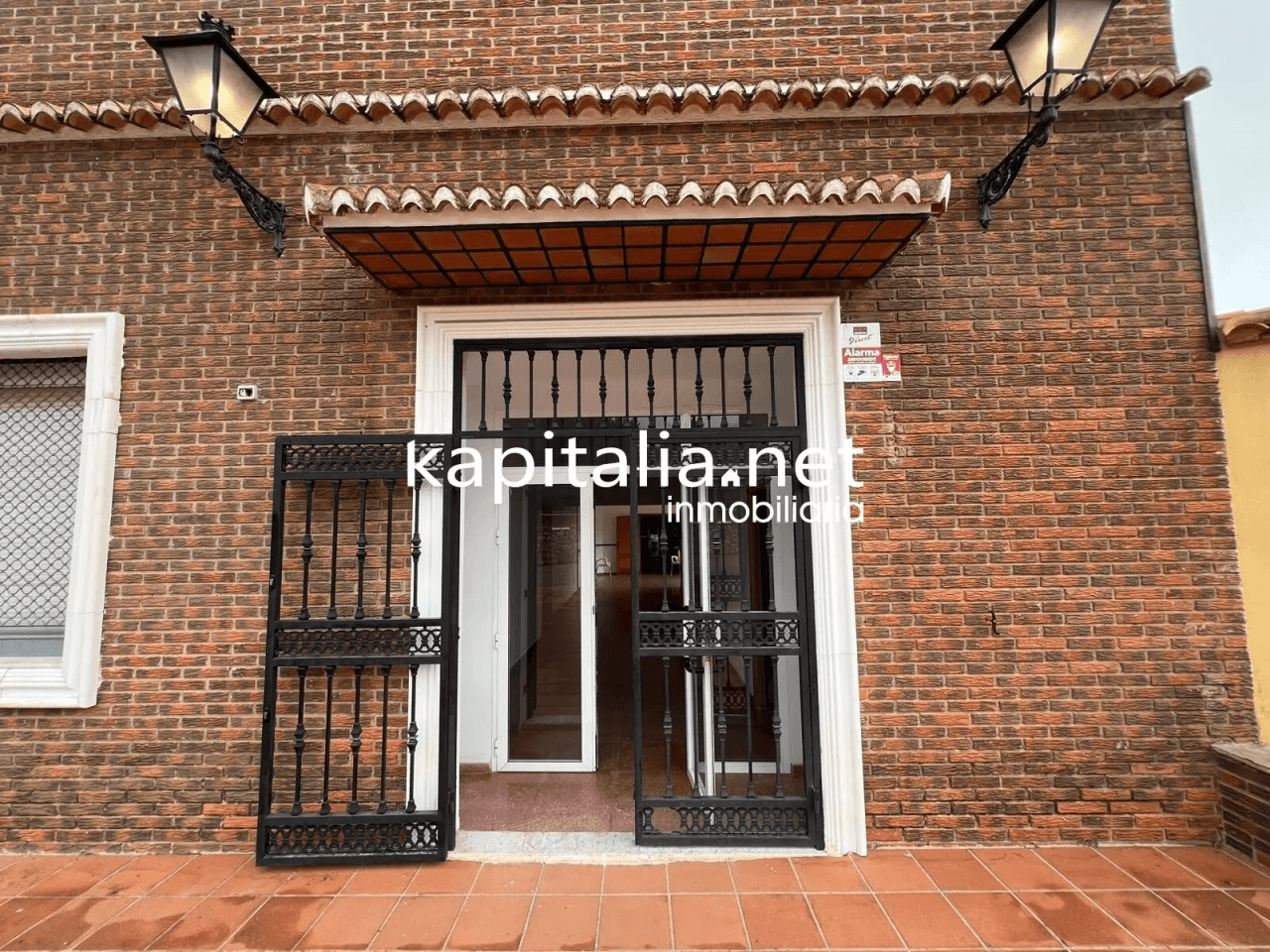 SALON DE EVENTOS EN ALQUILER O VENTA EN GENOVES A 5 MINUTOS DE XATIVA