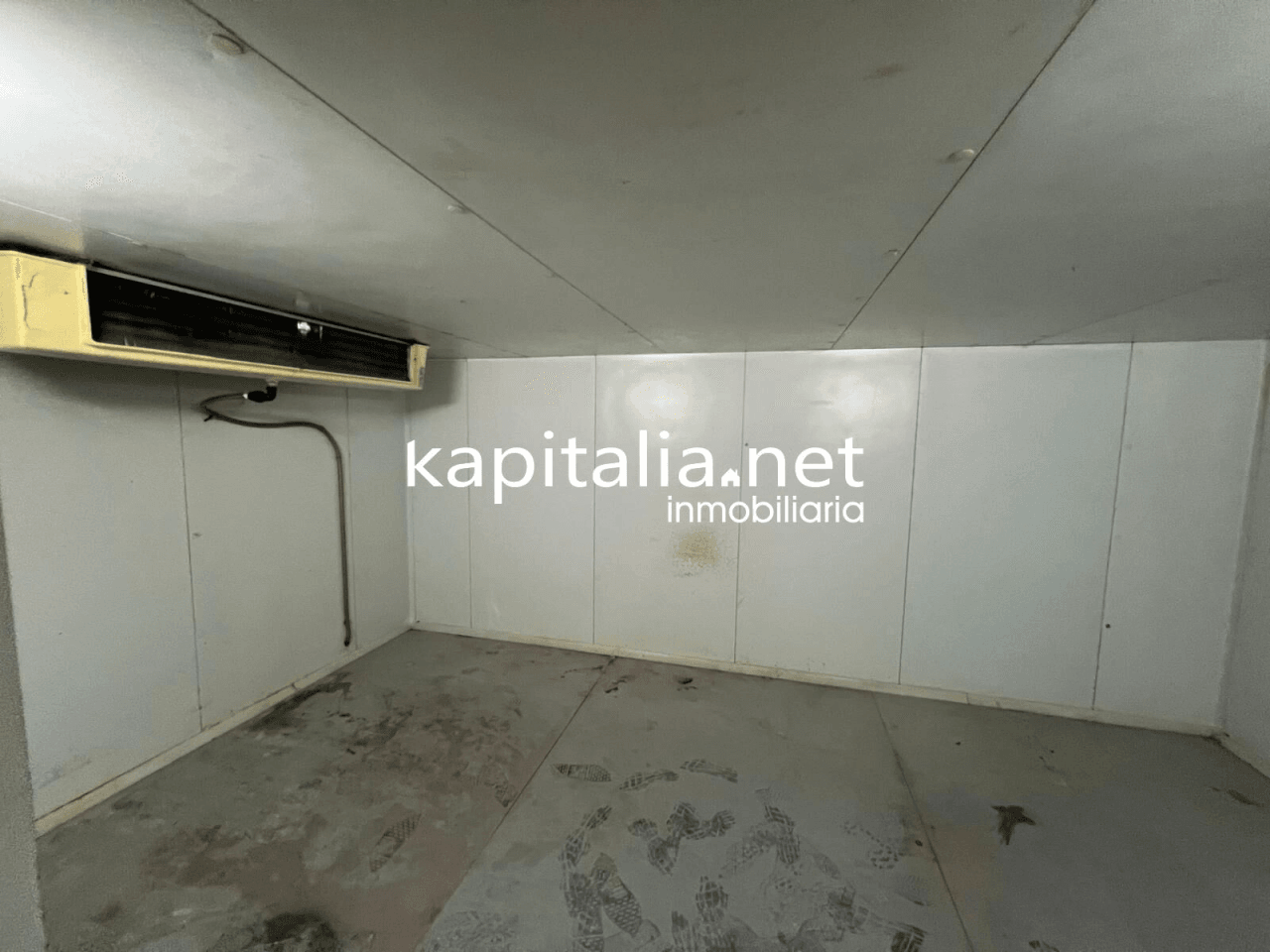 SALON DE EVENTOS EN ALQUILER O VENTA EN GENOVES A 5 MINUTOS DE XATIVA