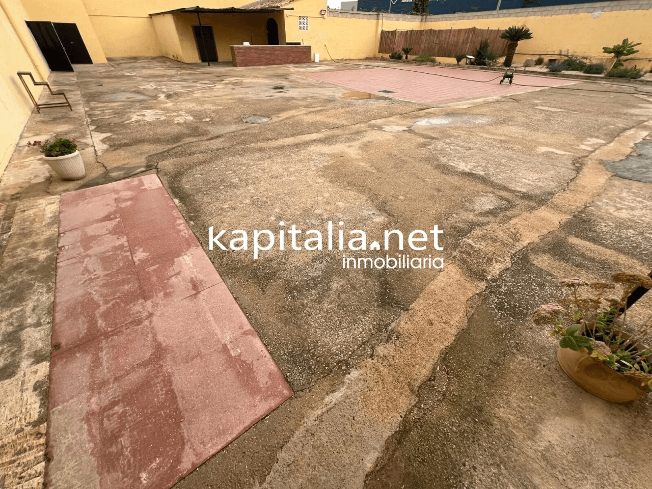 SALON DE EVENTOS EN ALQUILER O VENTA EN GENOVES A 5 MINUTOS DE XATIVA