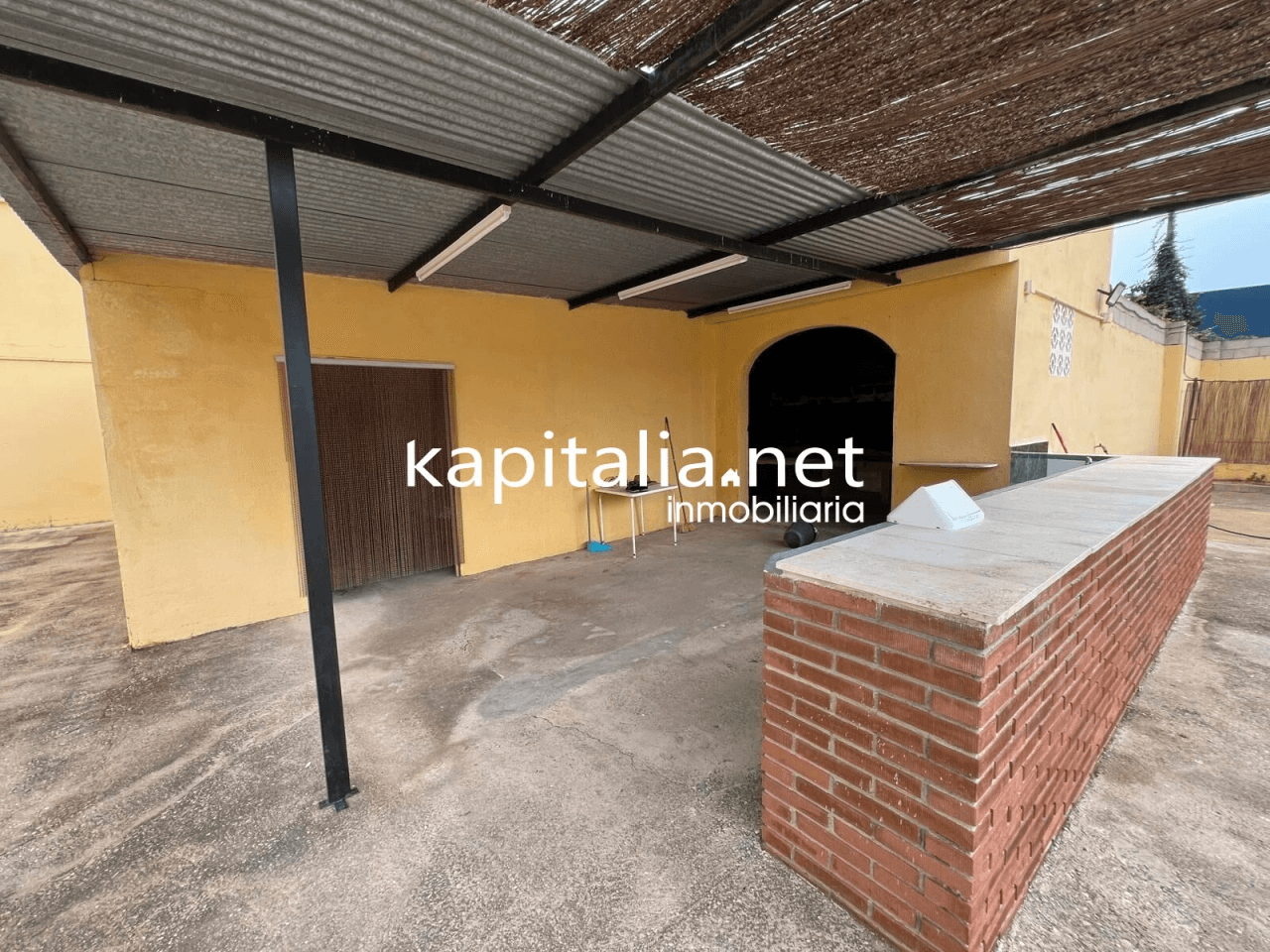 SALON DE EVENTOS EN ALQUILER O VENTA EN GENOVES A 5 MINUTOS DE XATIVA