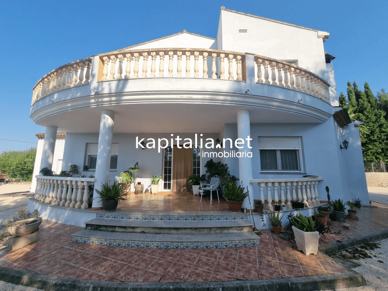 Villa for Sale in Ontinyent