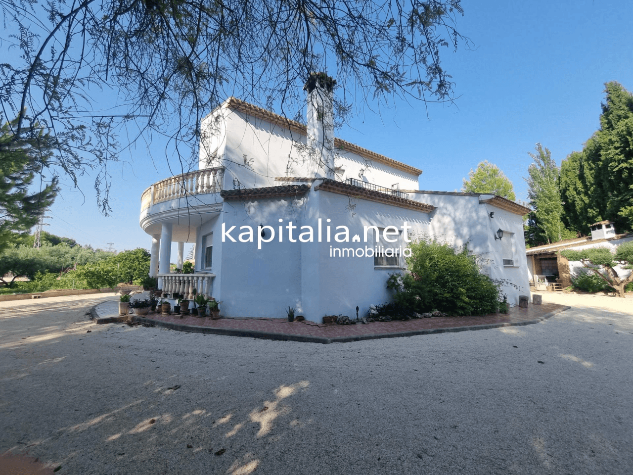 Villa for Sale in Ontinyent