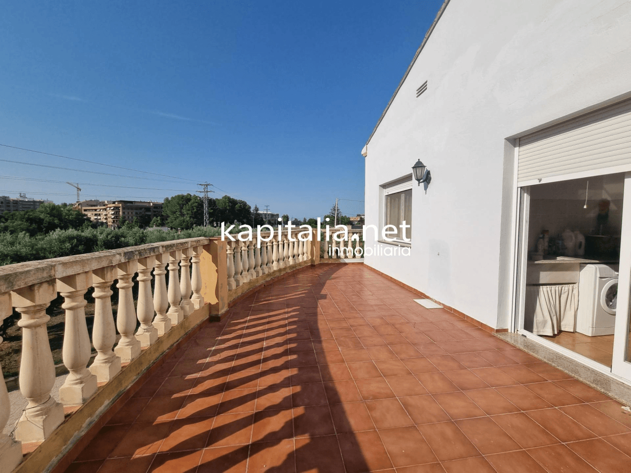 Villa for Sale in Ontinyent