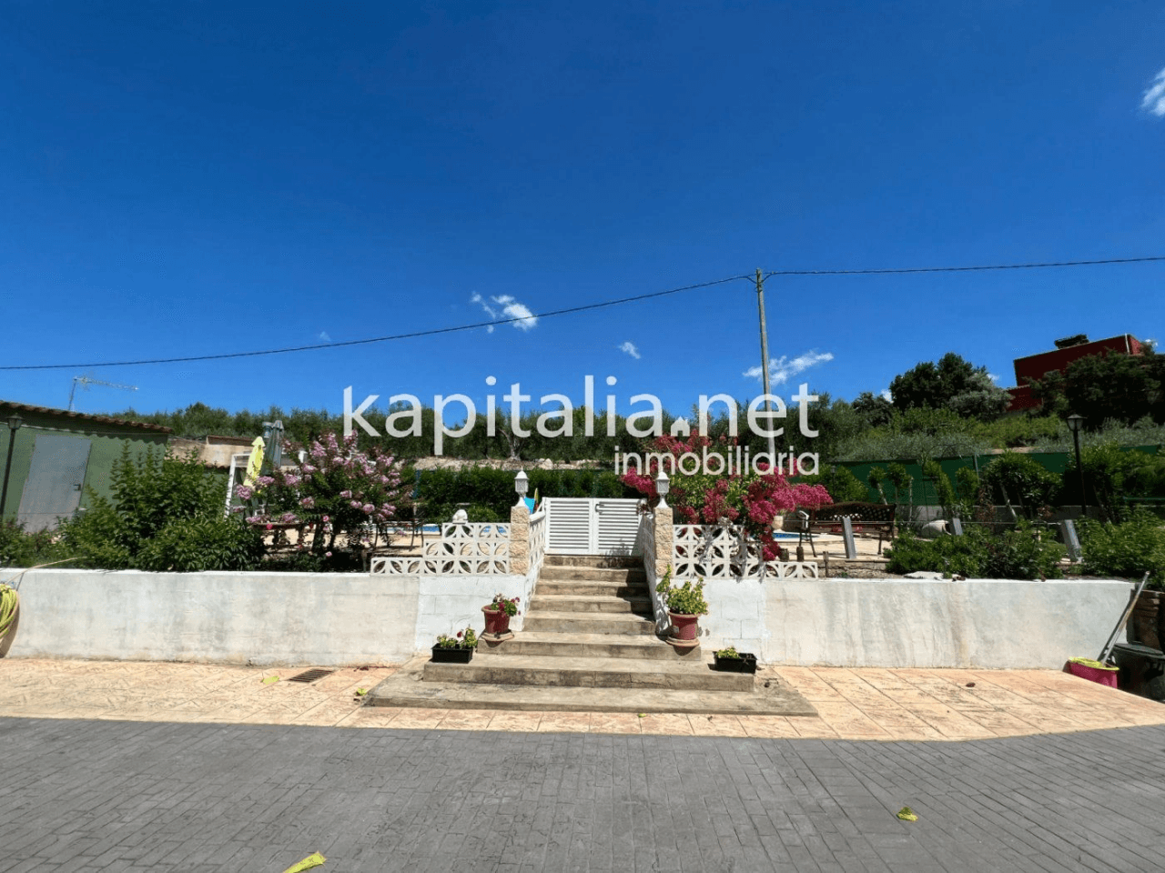 Magnificent villa for sale in Ontinyent, 1.5km from the town.