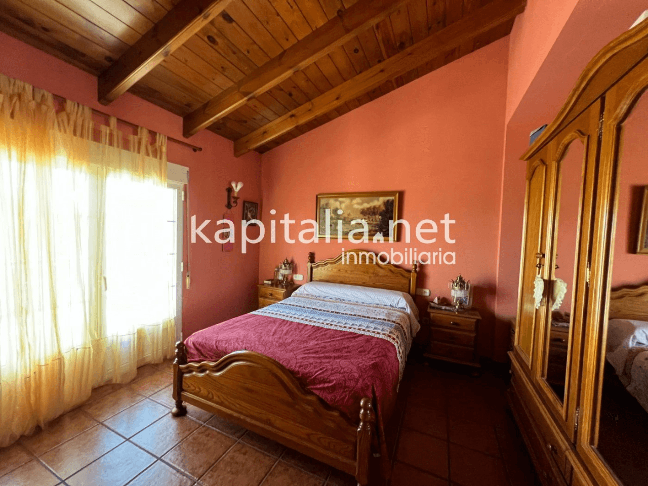 Magnificent villa for sale in Ontinyent, 1.5km from the town.