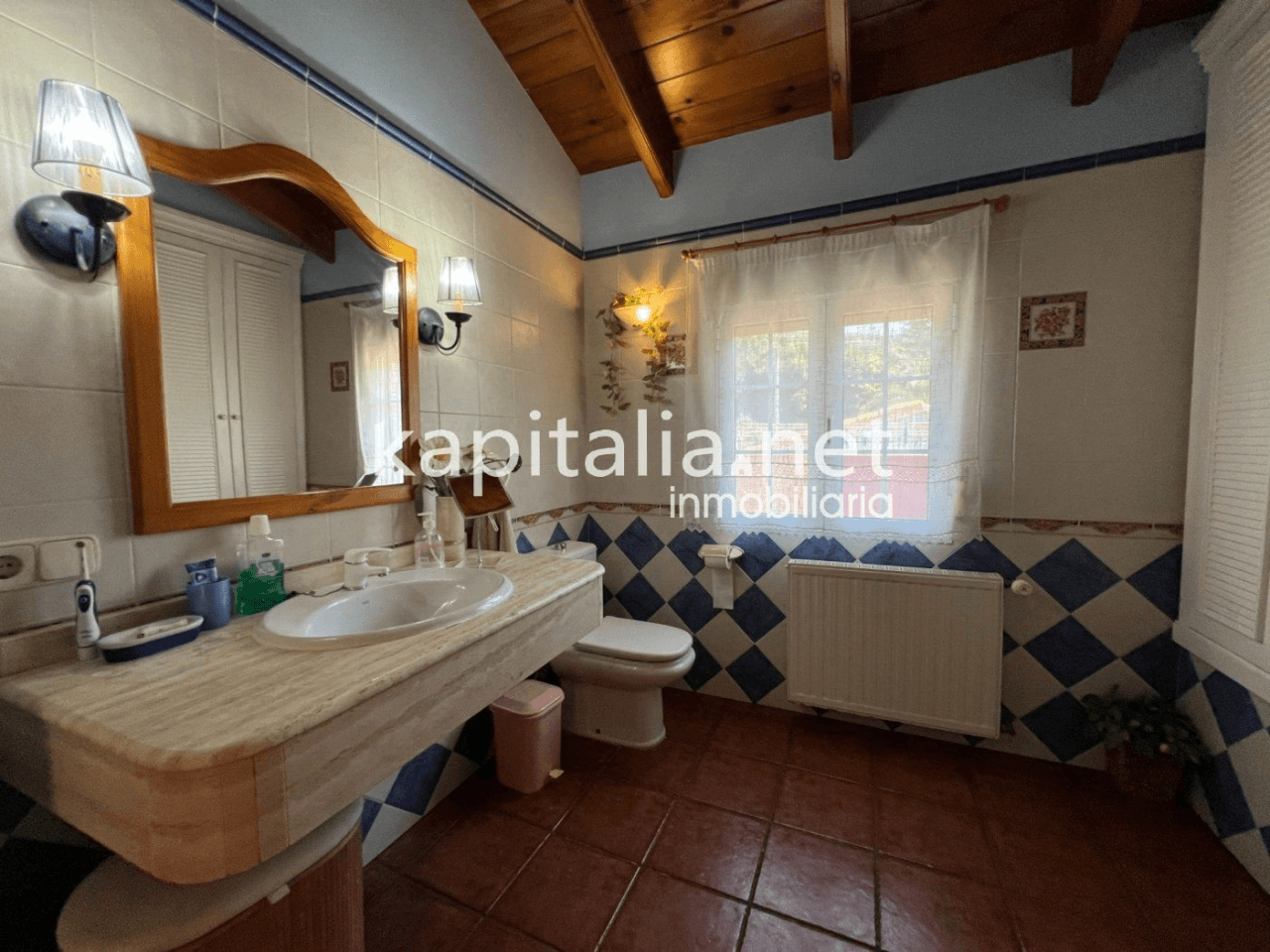 Magnificent villa for sale in Ontinyent, 1.5km from the town.