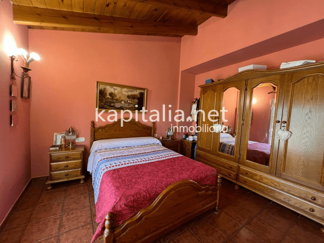 Magnificent villa for sale in Ontinyent, 1.5km from the town.