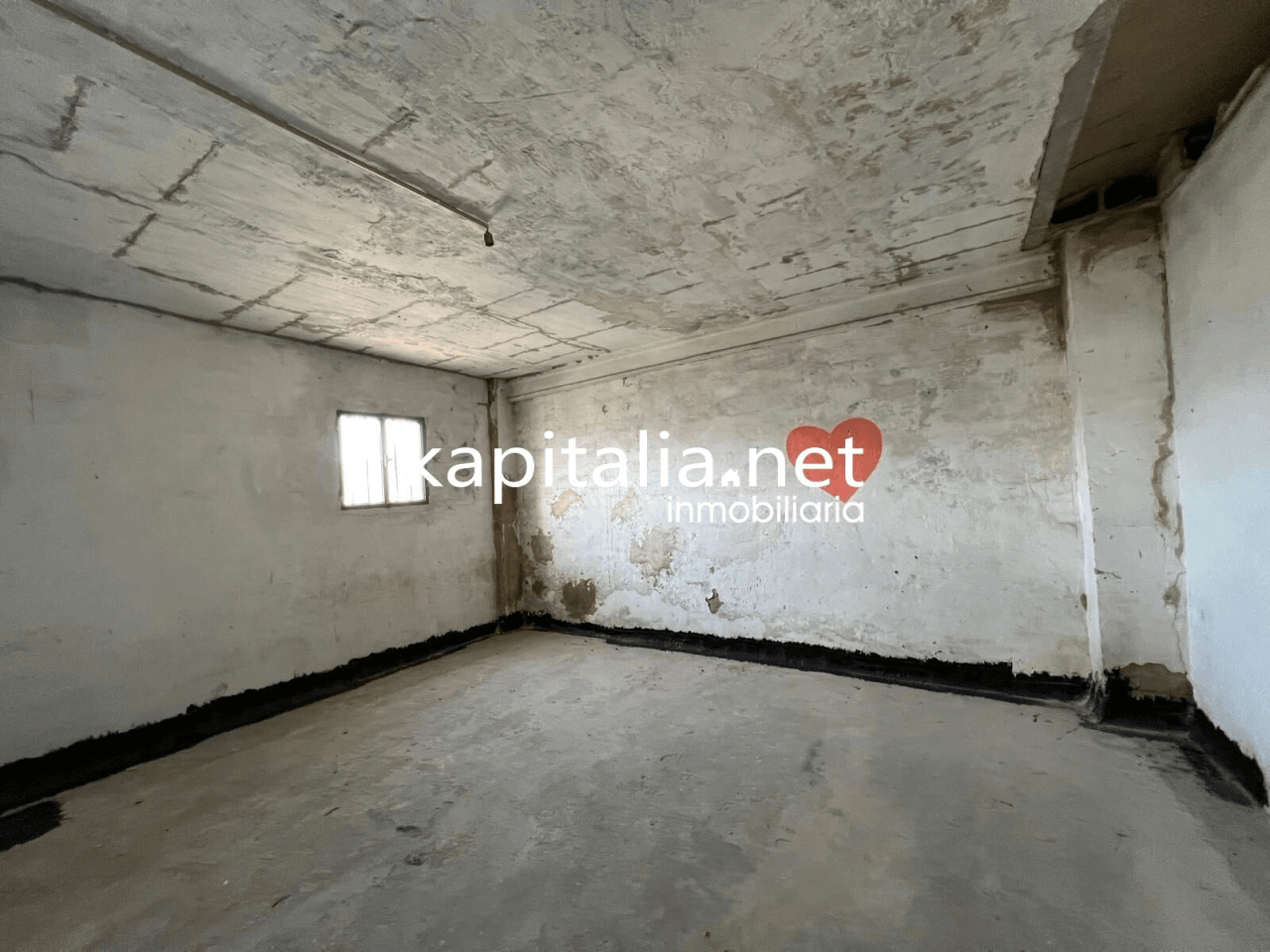 Villa for Sale in Ontinyent