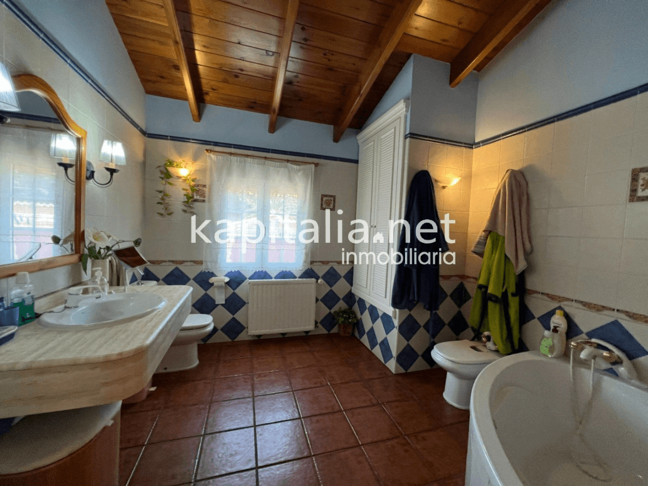 Magnificent villa for sale in Ontinyent, 1.5km from the town.
