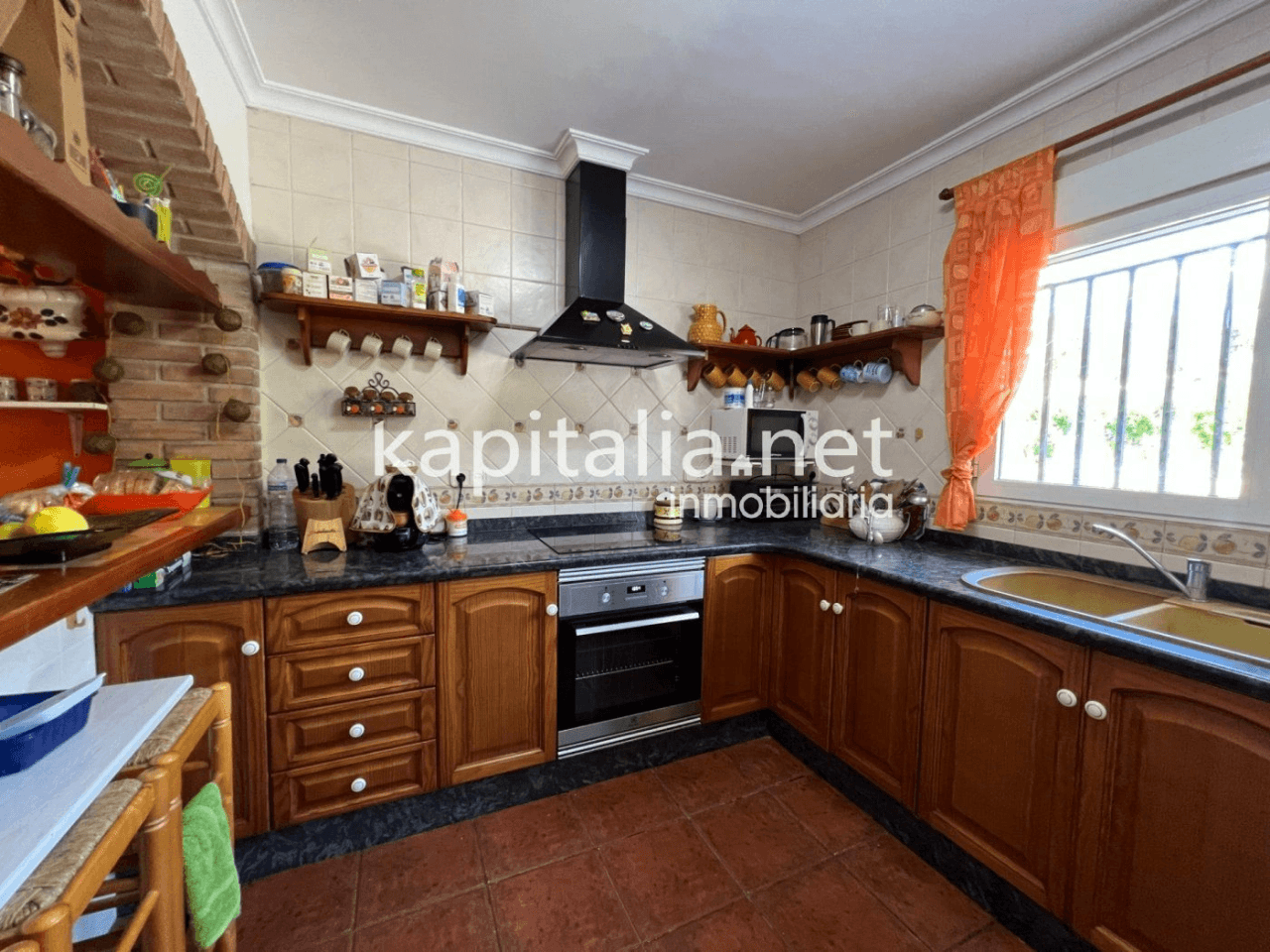 Magnificent villa for sale in Ontinyent, 1.5km from the town.