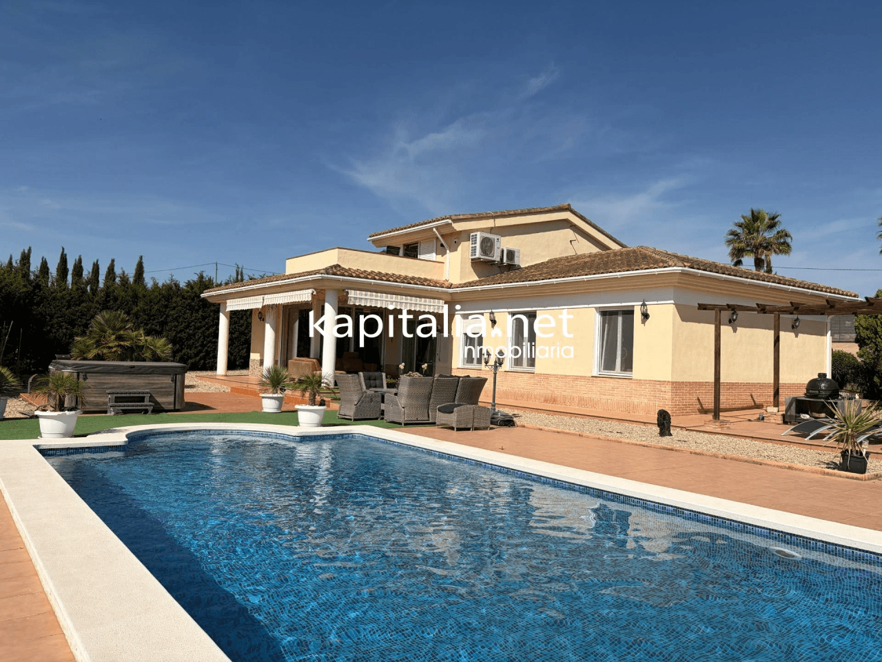 Villa te Verkoop in L'Olleria
