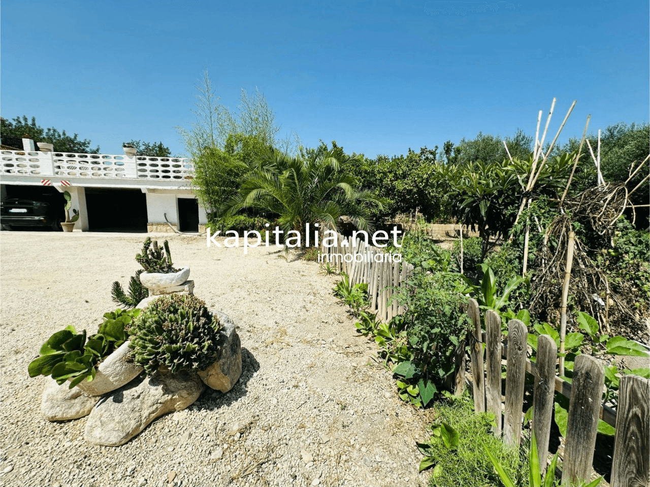 Very nice villa for sale in Ontinyent