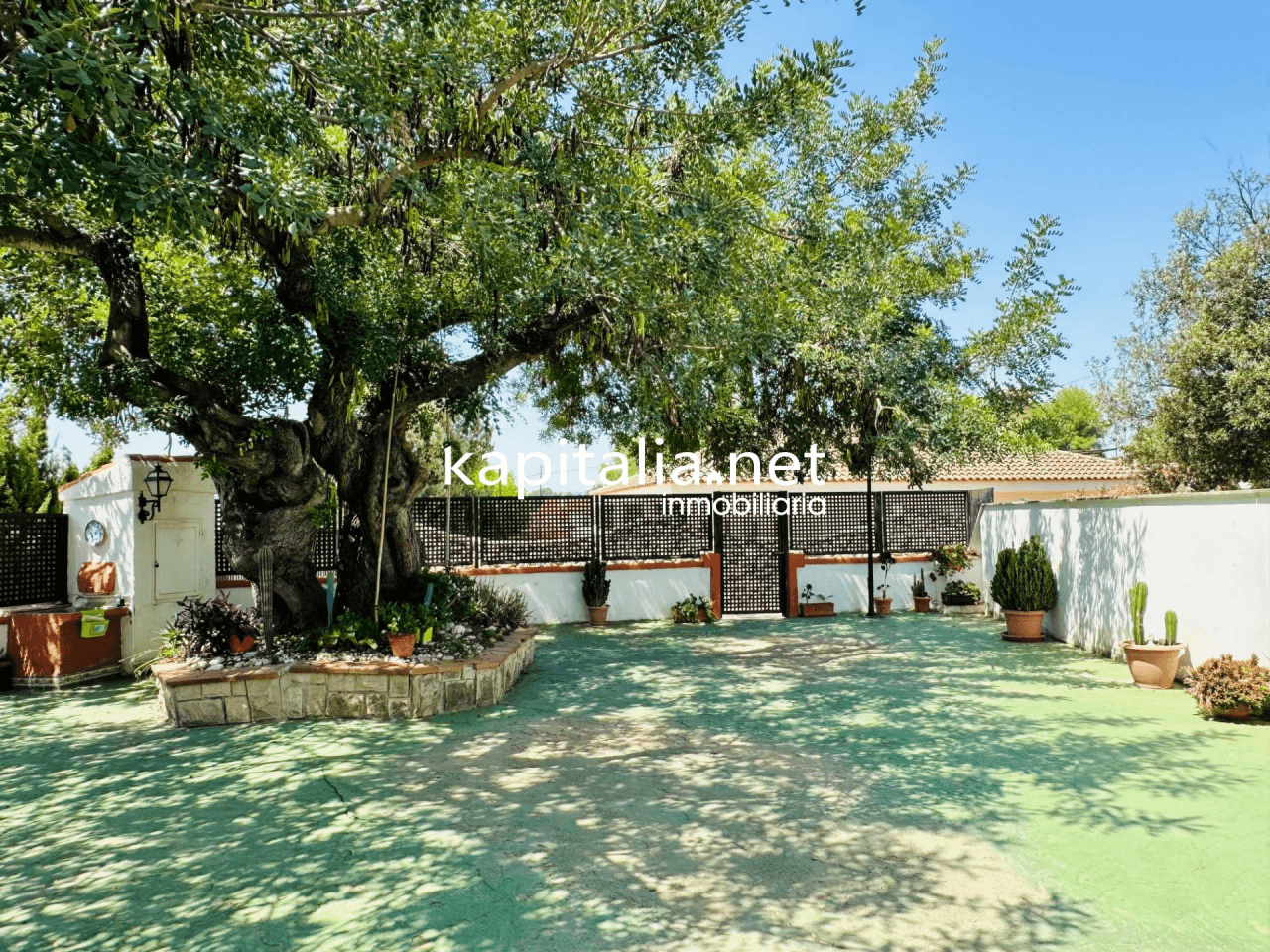 Very nice villa for sale in Ontinyent