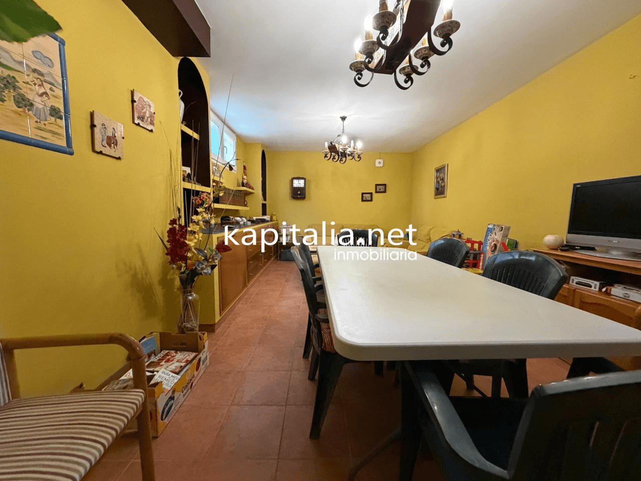 Villa for Sale in Ontinyent