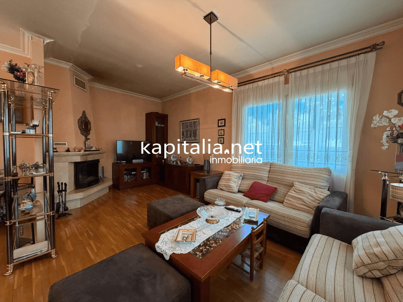 Villa for Sale in Ontinyent