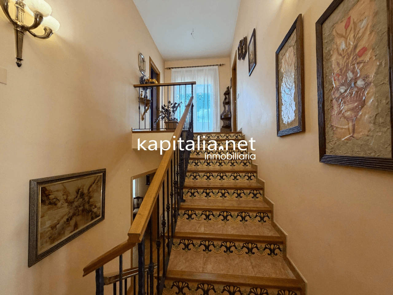 Villa for Sale in Ontinyent