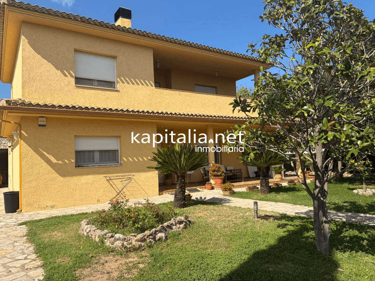 Villa for Sale in Ontinyent
