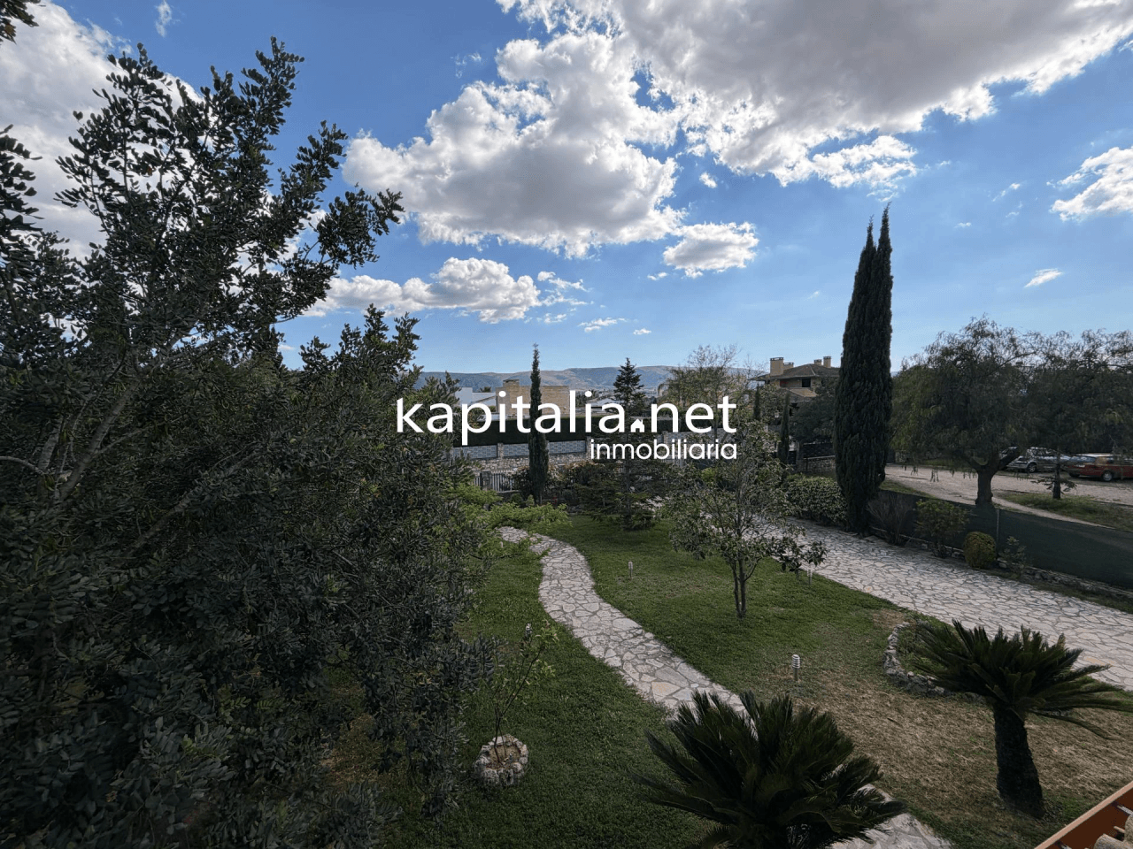 Villa for Sale in Ontinyent