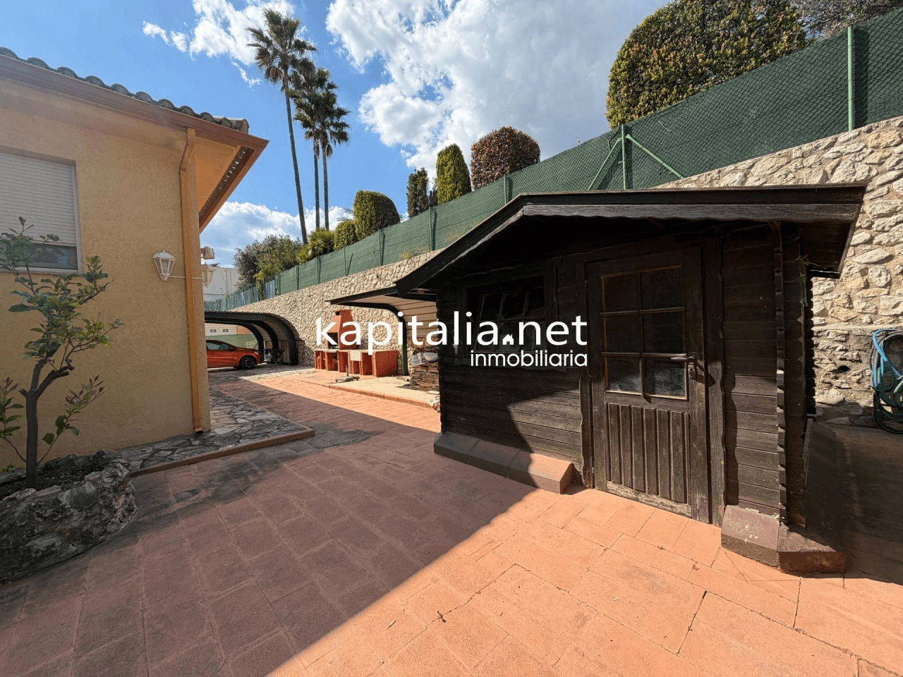 Villa for Sale in Ontinyent