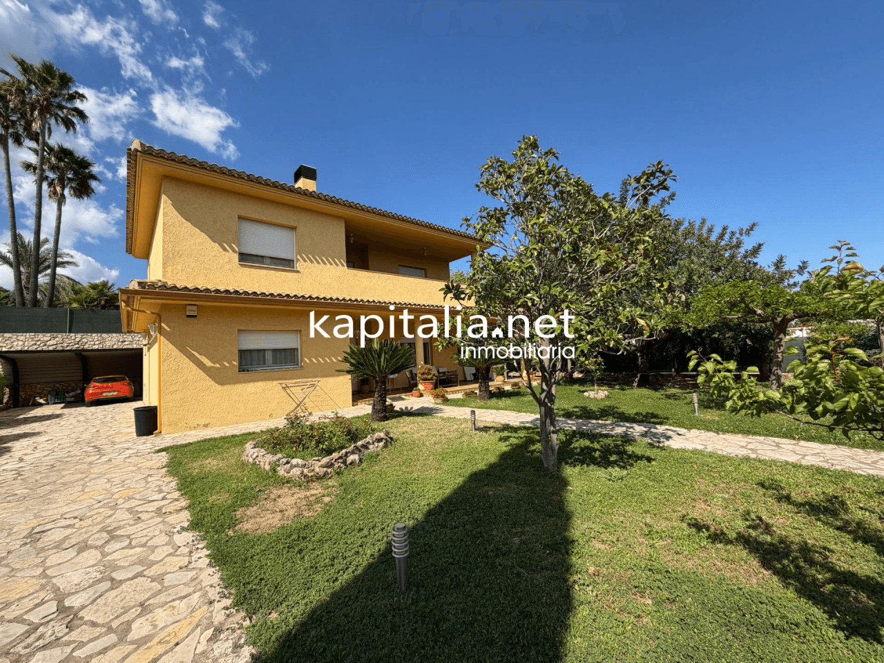 Villa for Sale in Ontinyent
