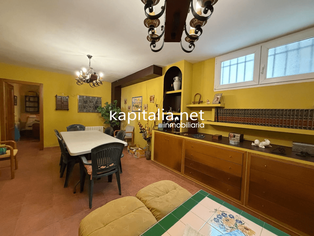 Villa for Sale in Ontinyent